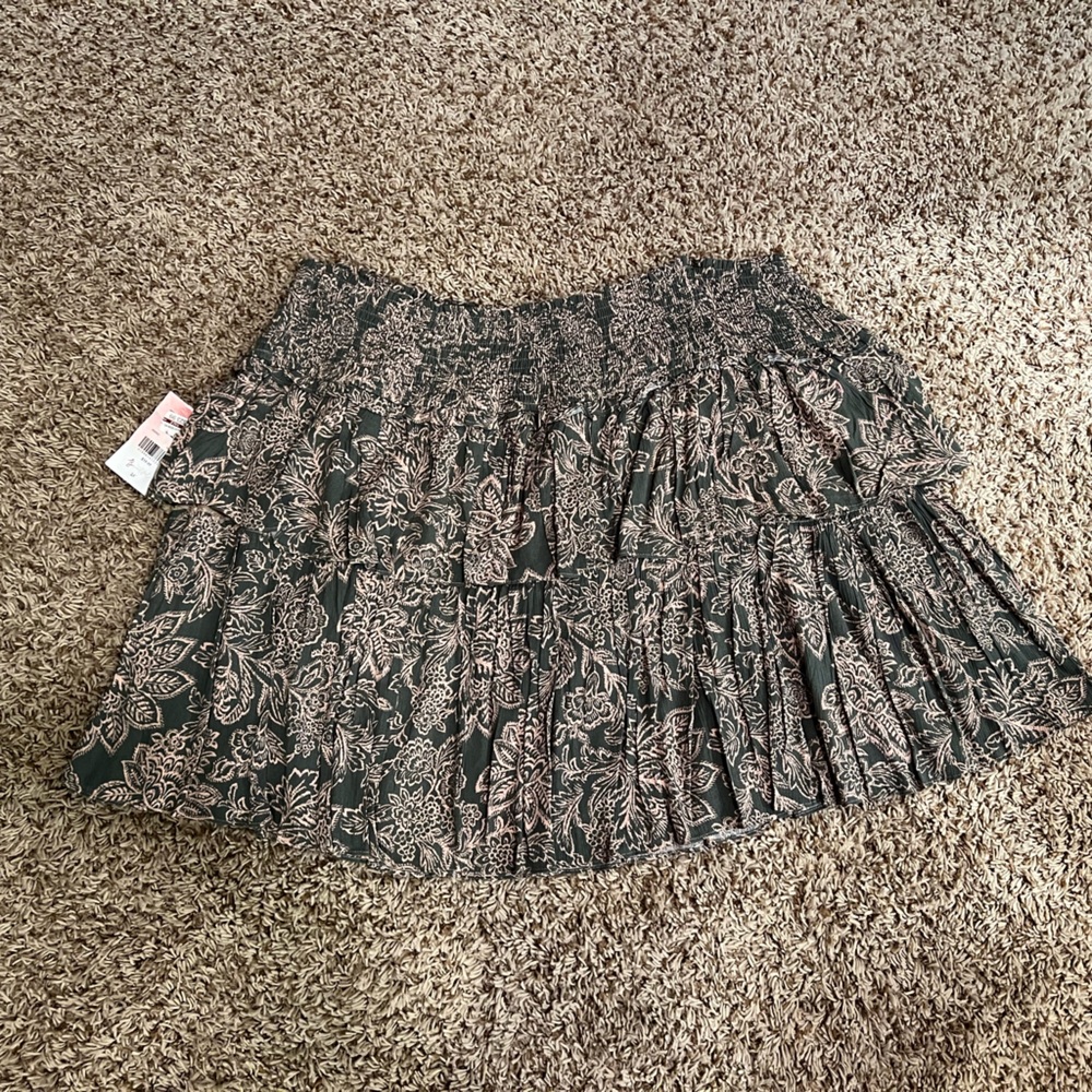 A Beautiful Soul (Arula) NWT skirt in size 2X